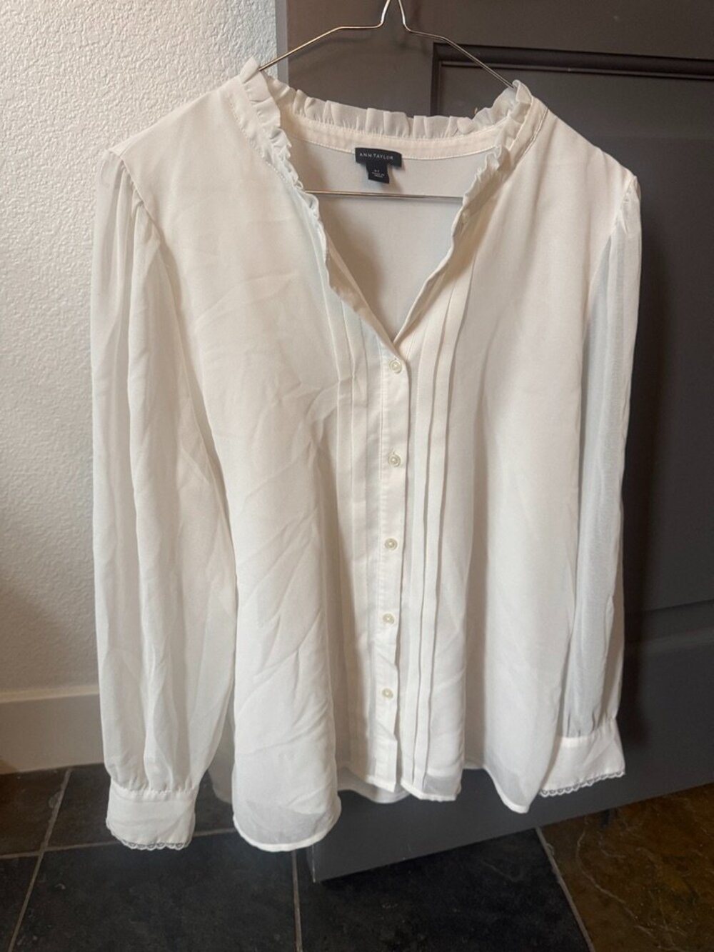 Ann Taylor Ivory Ruffle Neck Pintuck Blouse Size MP